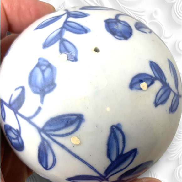 Vintage Y2K Lot 12 x Pier 1 Blue White Chinoiserie Ceramic Carpet Balls Orbs - Picture 5 of 6